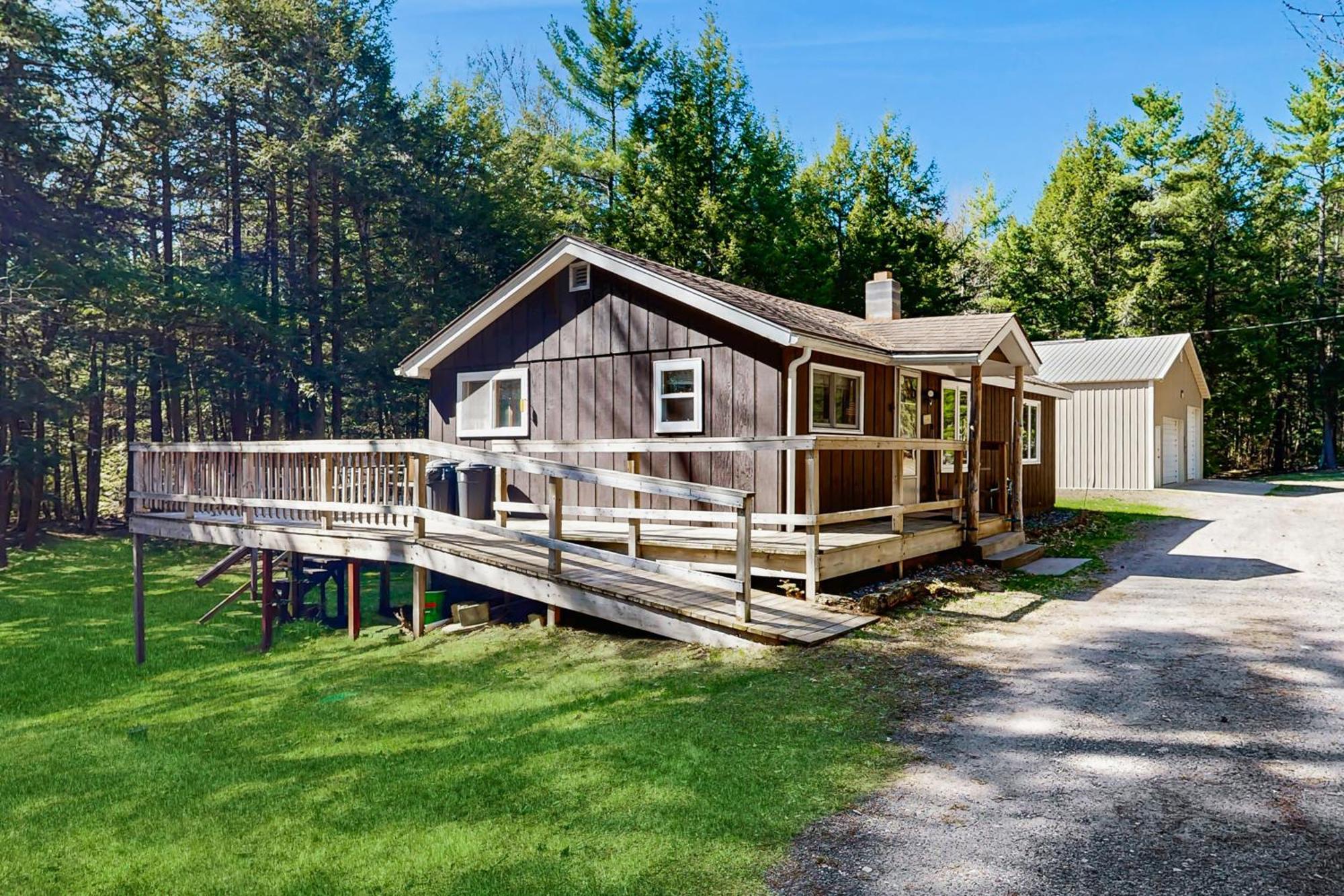 Quaint Lake Escape Eagle River Exterior photo