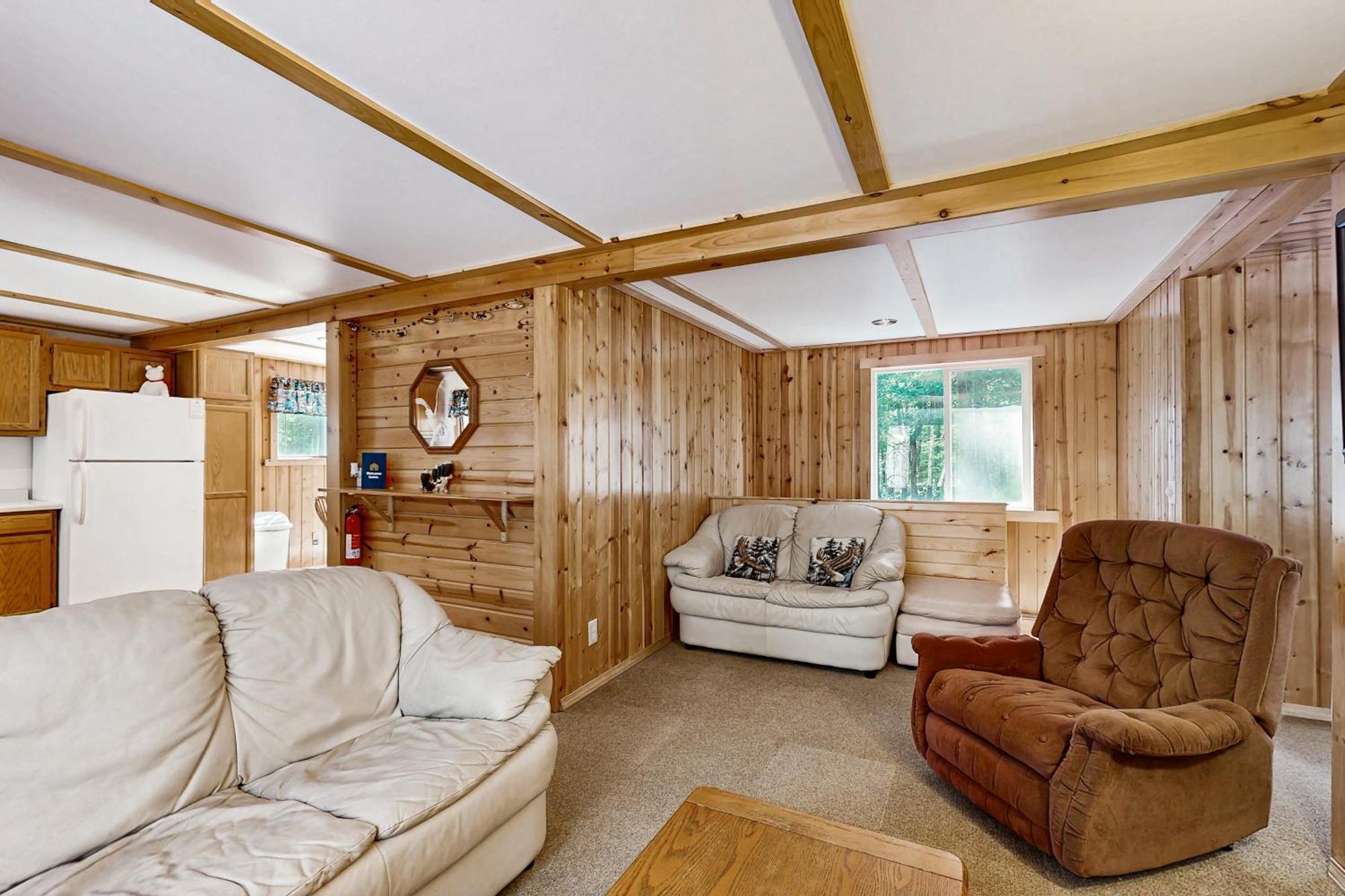 Quaint Lake Escape Eagle River Exterior photo